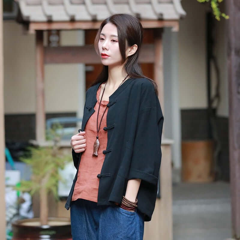 Neia studio blouse en lin rouge pour femmes, style cardigan, tissu en chanvre, mode traditionnelle chinoise.