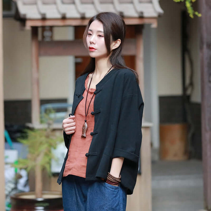 Neia studio blouse en lin rouge pour femmes, style cardigan, tissu en chanvre, mode traditionnelle chinoise.