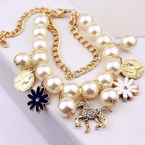 Neia Studio Pearl Flower Bracelet Elegant Jewelry